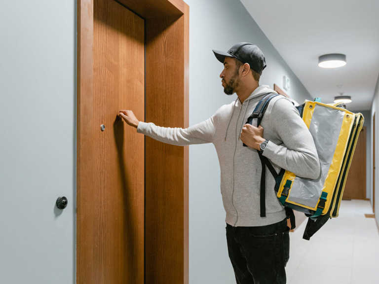 This smart lock can open doors via specific knocks